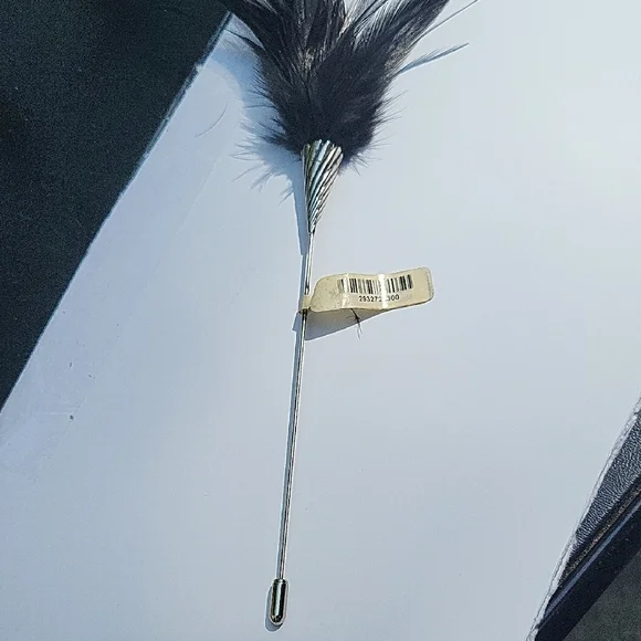 Chic Black Feather Hat Pin - Picture 4 of 4
